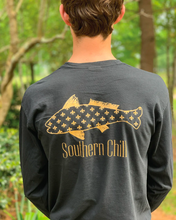 Load image into Gallery viewer, Fleur De Lis Fish Long Sleeve Pocket Tee Black