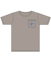 Load image into Gallery viewer, Louisiana Proud Pocket Tee in Sandstone
